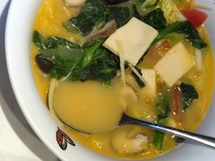 -渝是乎川渝小炒(新世界百货望京店)