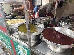 -海口骑楼小吃街