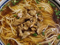 -矮子粉店1985·长沙米粉(湘春路店)