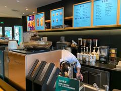 -星巴克臻选(华堂·新辰汇店)
