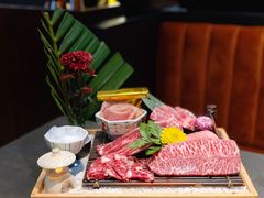 -铭牛烧肉·和牛海鲜自助(高新月牙湖店)