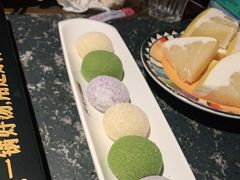 -老牌坊云南鱼豆花火锅(哈西万达店)