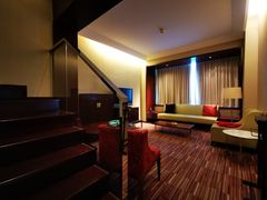 -上海龙之梦万丽酒店