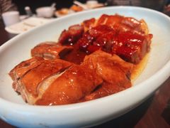 叉烧烧鸭双拼-老坑记·香港经典粤菜馆