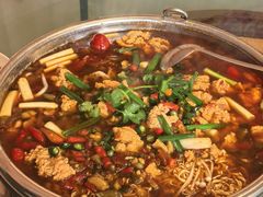 -牟记江湖重庆地标特色菜鱼蛋海鲜无刺鲫鱼(巴南区黑金冠十多年好店)