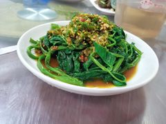 -洪霞餐馆