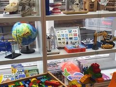 -斯坦星球AI编程·机器人科创·科学实验·信奥·思维·STEM·乐高·竞赛考级(长宁虹桥大融城荟聚中心)