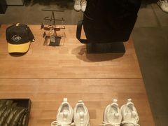 -URBAN REVIVO(西安Momopark店)