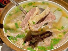-炆艺乳鸽·煲仔饭大排档(望京来广营店)