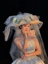 -雪中彩影婚纱摄影·微光艺术中心