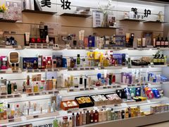 -盒马X会员店(王府井奥莱UP TOWN店)