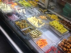自助取餐区-老炳·七丛松甘草水果