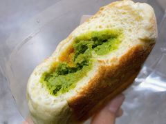 -天井·丑面包搭咖啡