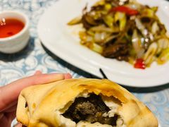 馕坑烤包子-巴扎美食·新疆菜·西域歌舞表演餐厅(新疆大厦店)