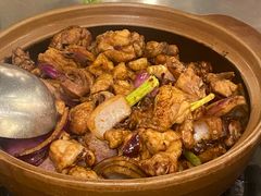 -胡须佬鸡煲四季火锅店(石厦西村直营店)