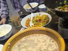 -富正毅三下锅·湘西韵味(天门山索道店)