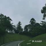 成都公园避暑，夏夜超级喜欢来成都露天音乐公园吹凉风。