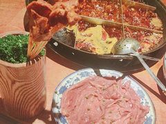 -周小明火锅(黑金冠社区店)