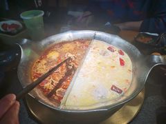 -湊湊火锅·茶憩(南京东路悦荟店)