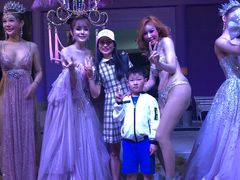 -西蒙人妖秀