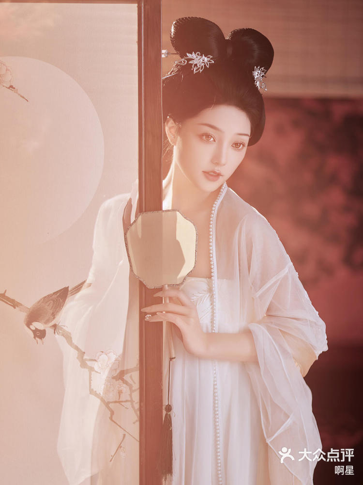 汉服写真|做一天古代的氛围感千金小姐||古风写真 |写真风