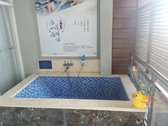 -皇马海口湾海景酒店(万绿园秀英港店)