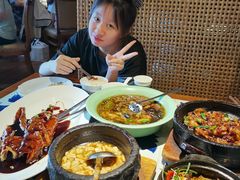酱爆石锅蛙-绿茶餐厅(王府井永宁门店)