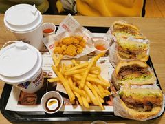 火烤双层牛肉特堡-The Habit Burger Grill 哈比特汉堡(复兴soho店)