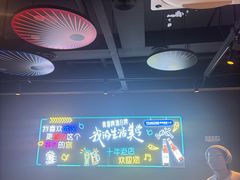 -老街烧烤大排档·地道湖北菜·龙虾馆(汉口火车站店)