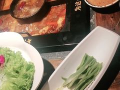 -老牌坊云南鱼豆花火锅(哈西万达店)