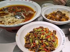 -湘当有饭剁椒鱼头(昆山招商花园城店)