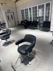 -Hair corner 香港发廊