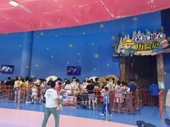 -蓝精灵乐园·世茂精灵之城主题乐园