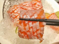 三文鱼腩-山葵家·创意料理(宁波来福士店)