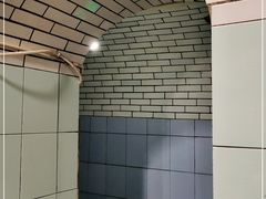 -洞庭洲·防空洞火锅·铜锅涮肉·烧烤(新百广场店)