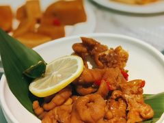 -六少·猪肚包鸡火锅(卓悦INTOWN店)