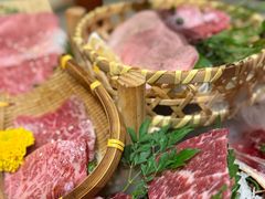 -山川小町·极番烧肉(新地假日广场店)