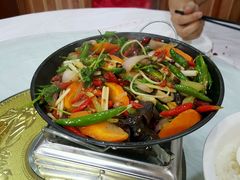 -乡土特色.冷锅鱼.牦牛肉汤锅