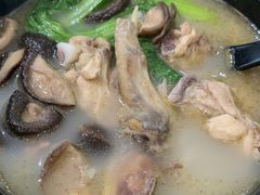 香菇炖鸡米线-老妈米线(大运河博物馆宝龙广场店)