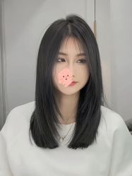 -丝语萱形象