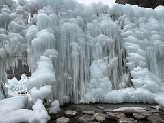-大平台龙居瀑布旅游区