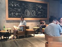 大堂-星巴克臻选(周浦万达店)