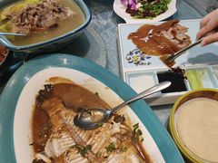 -海派美食·家宴海鲜青岛菜·石锅鲽鱼头(东方城店)