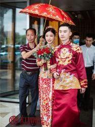 -LOVE SHINE婚纱·红鼎庄龙凤褂·妈妈装定制