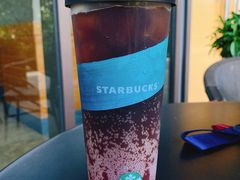 石榴仲夏梦-星巴克臻选(深圳龙华红山天虹店)