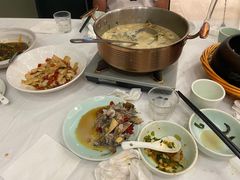 -饭怕鱼·黄焖鲟龙鱼(湖大店)