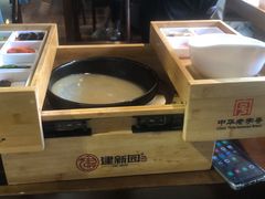 -建新园过桥米线(老街店)
