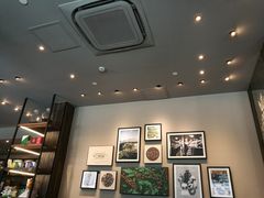 -星巴克(上海虹桥站2A检票口)
