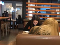 -The Habit Burger Grill 哈比特汉堡(复兴soho店)
