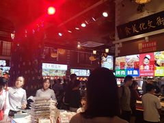 -庙街旅游·美食广场(五一广场店)